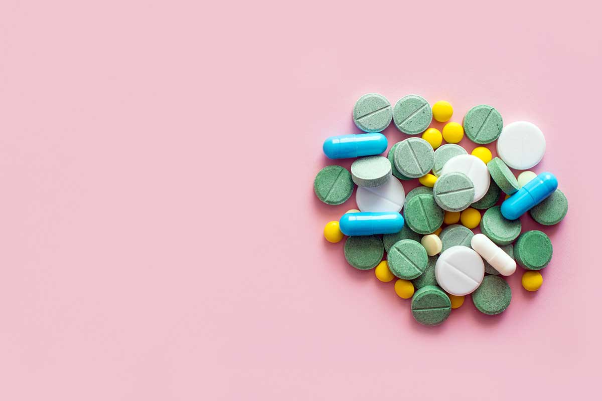 a cluster of drugs represents the need for opioid addiction treatment